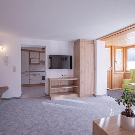 Haus St. Bernard Appartement Pettneu am Arlberg Buitenkant foto