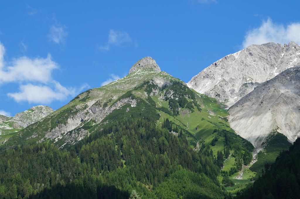 Haus St. Bernard Appartement Pettneu am Arlberg Buitenkant foto